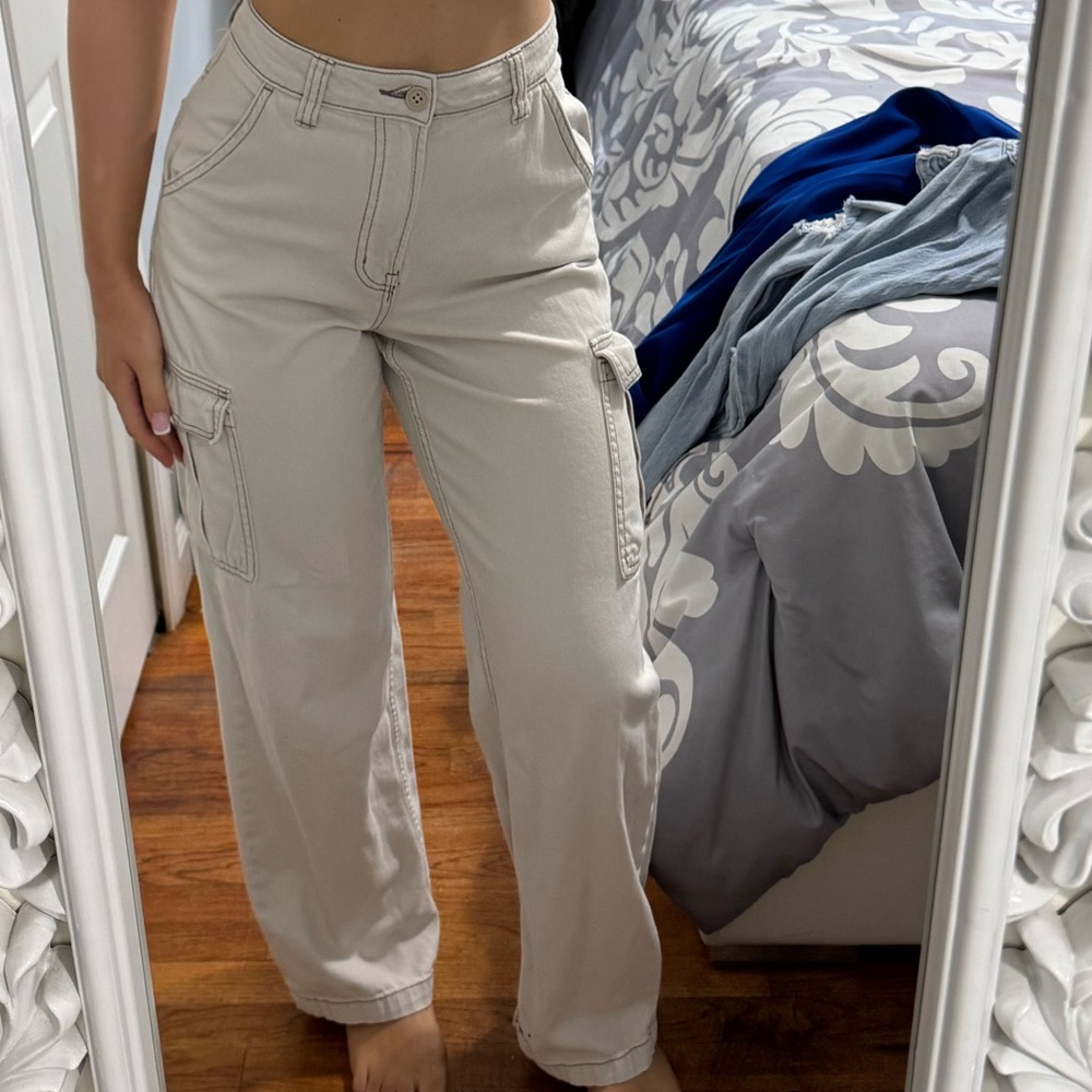 Women's Cream Cargo Pants